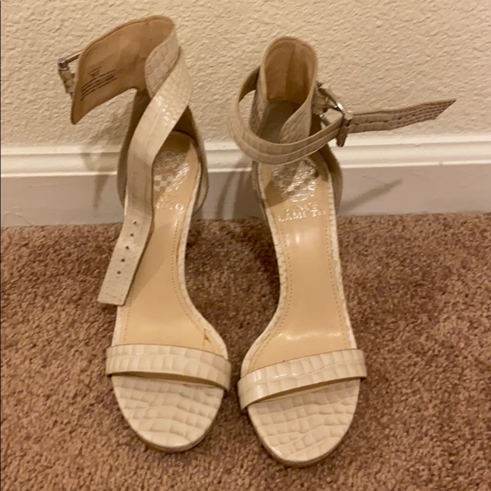 Vince Camuto cream leather heels
